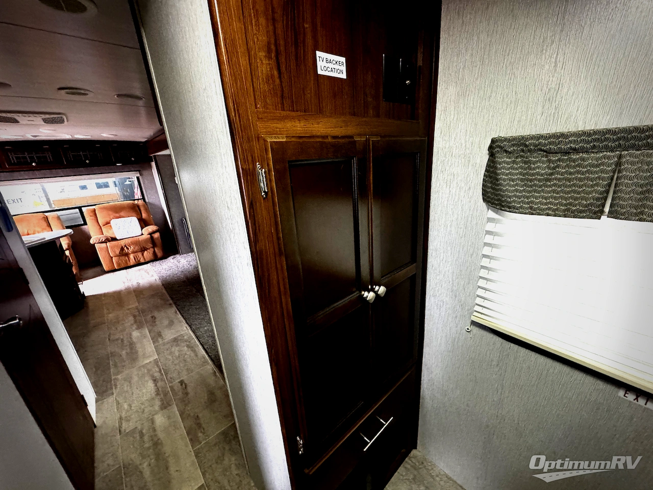 2018 Heartland Wilderness 2750RL Photo 13