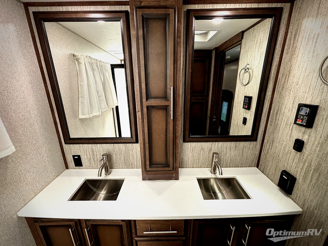 2021 KZ Durango Gold G391RKQ Photo 14