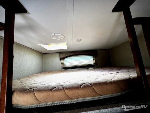 2018 Keystone Avalanche 366MB RV Photo 4