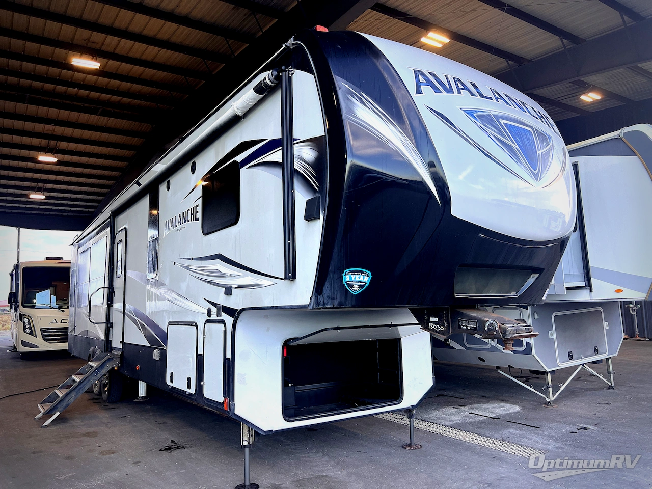 2018 Keystone Avalanche 366MB Photo 1