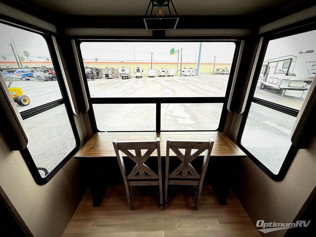 2021 Grand Design Solitude 380FL Photo 5