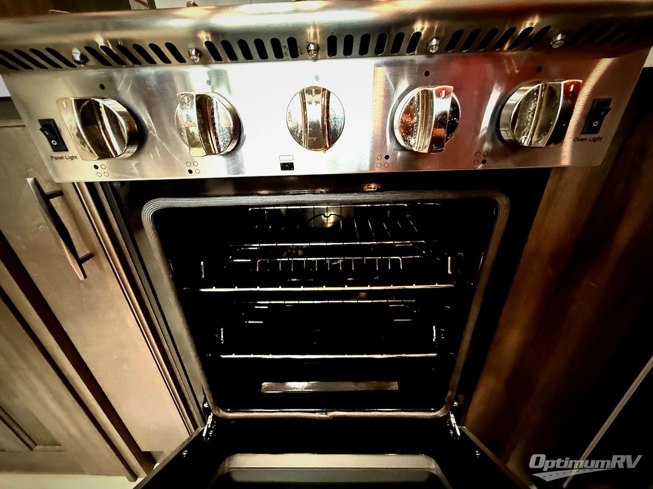 2021 Grand Design Solitude 380FL Photo 9