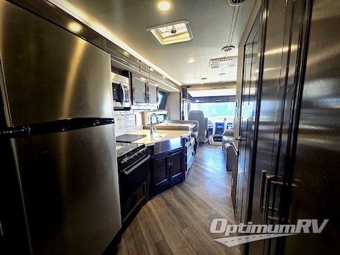 2022 Fleetwood Fortis 32RW RV Photo 4