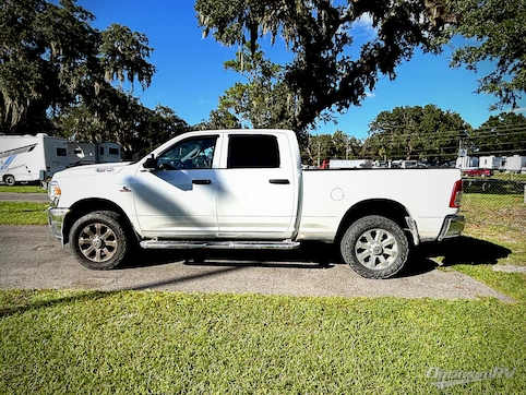 2022 Dodge Dodge RAM Heavy Duty RV Photo 4