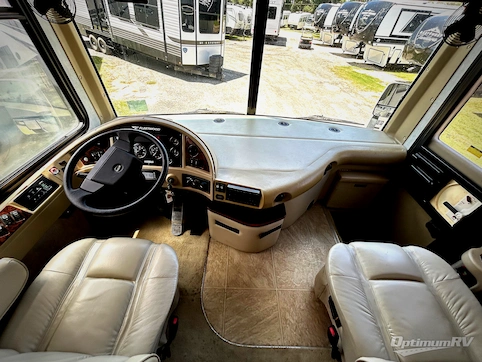 2006 Fleetwood Expedition 38S RV Photo 2