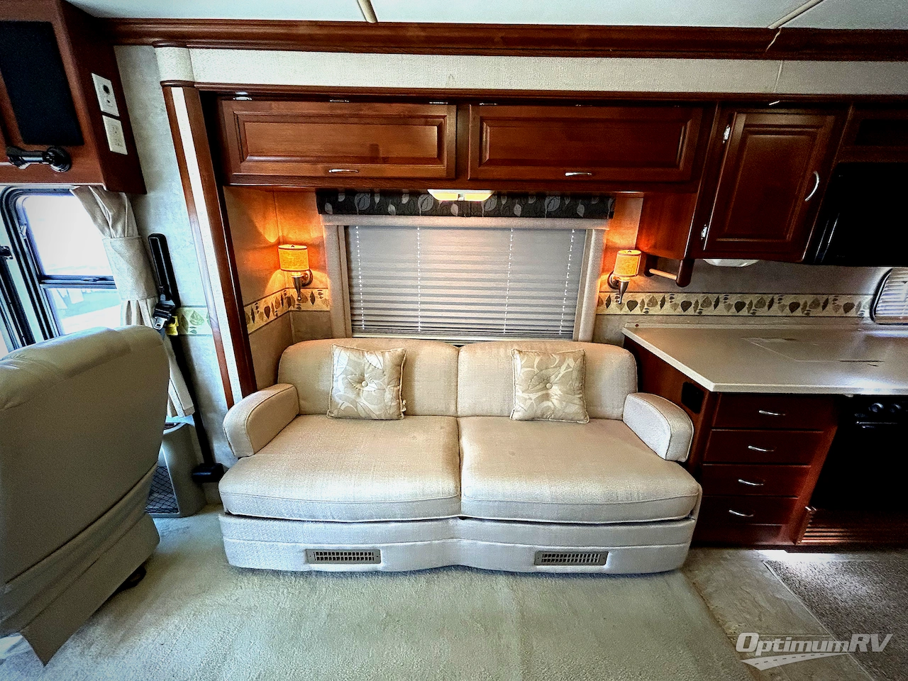 2006 Fleetwood Expedition 38S Photo 11