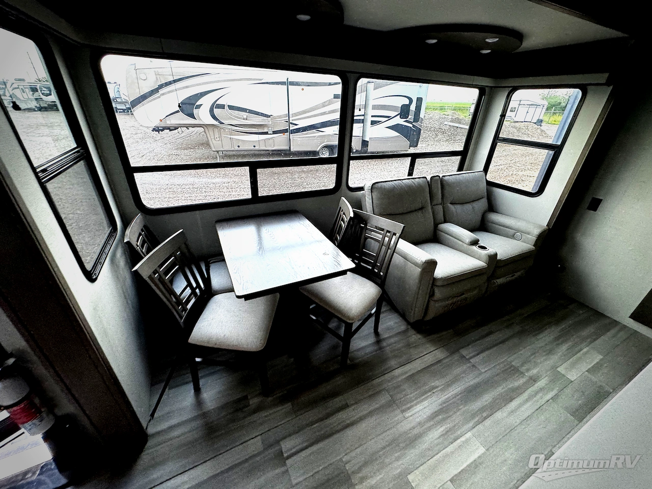 2023 Grand Design Solitude S-Class 3740BH Photo 9
