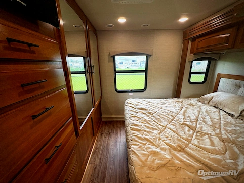 2017 Jayco Greyhawk 29MV RV Photo 4