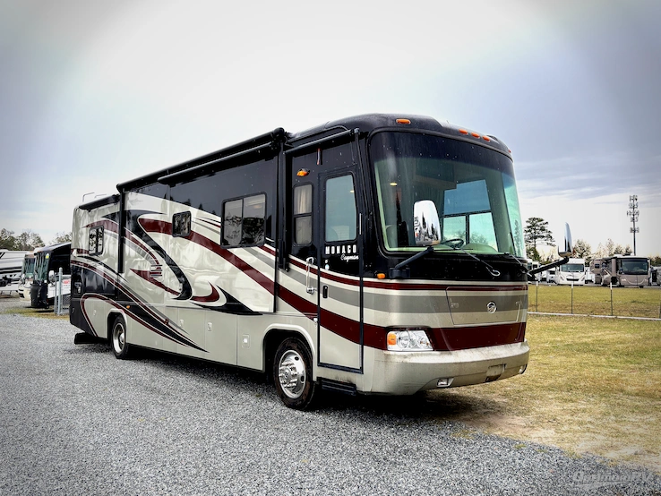 2009 Monaco Cayman 37PBQ RV Photo 1