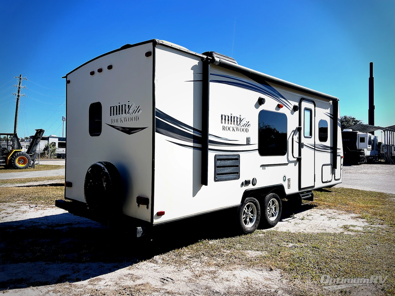 2016 Forest River Rockwood Mini Lite 2306 Photo 3