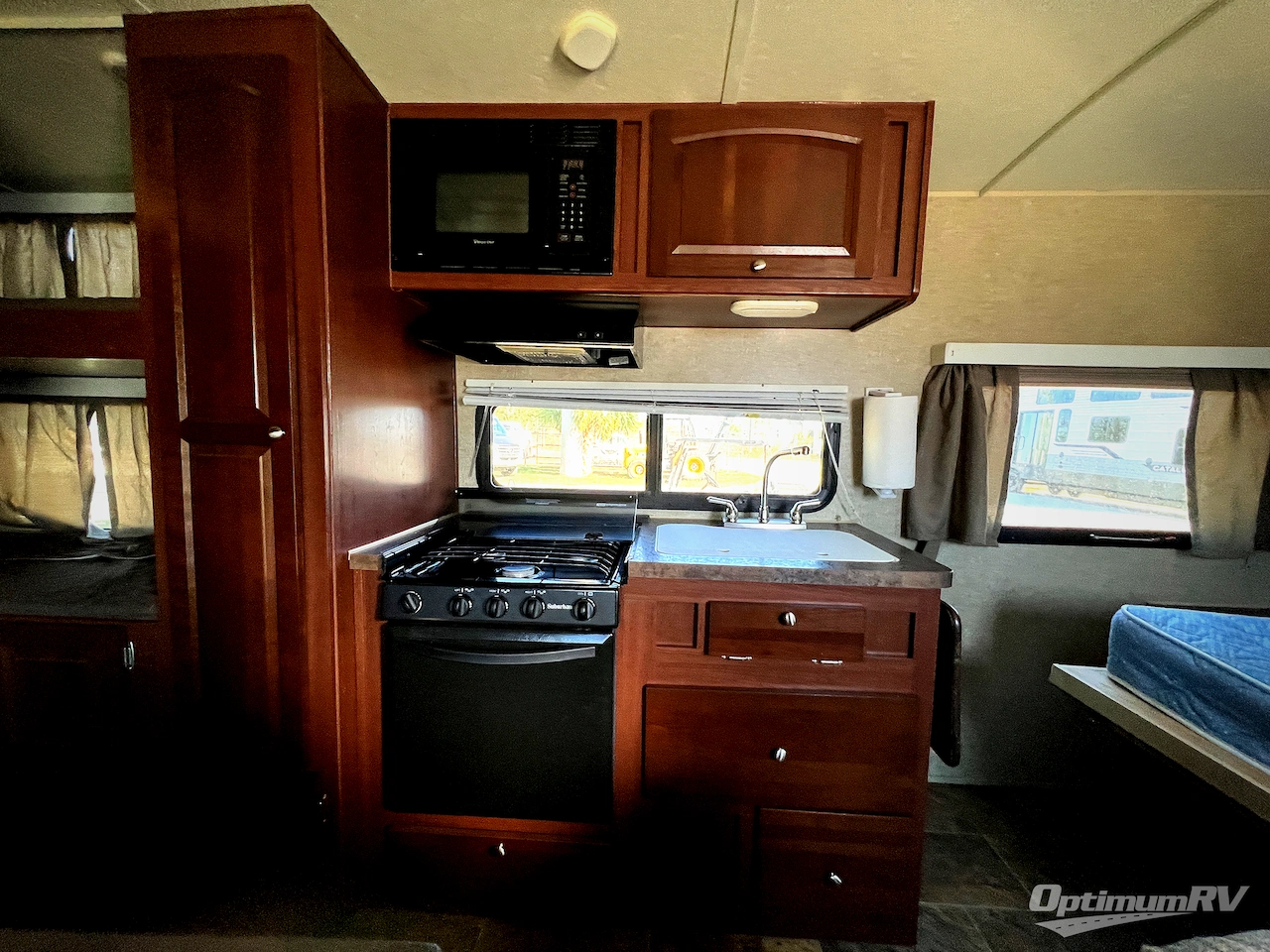 2016 Forest River Rockwood Mini Lite 2306 Photo 10