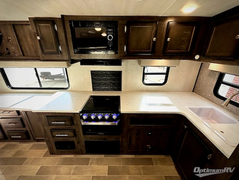 2020 Heartland Mallard 301 RV Photo 3