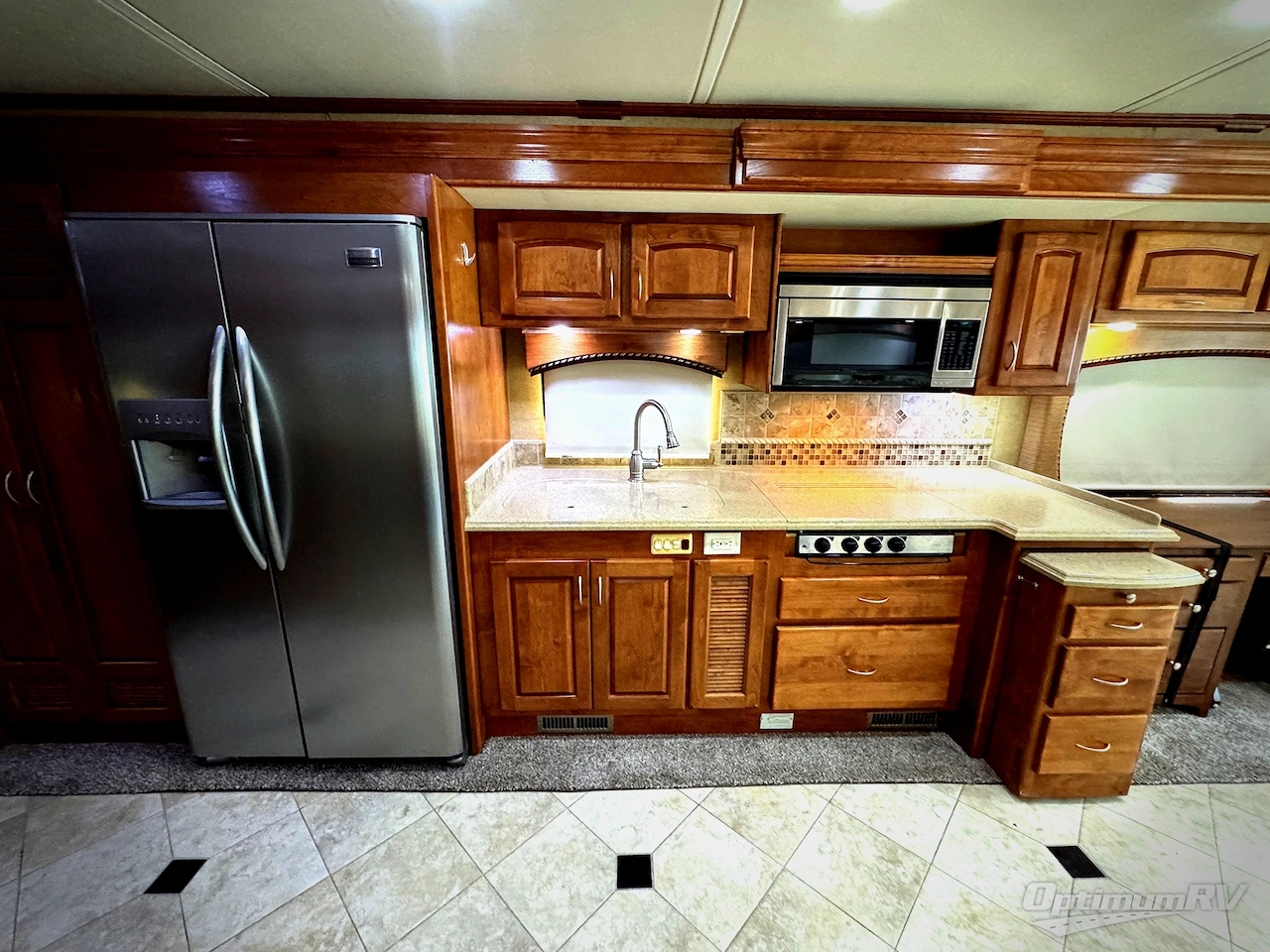 2011 Holiday Rambler Endeavor 43DFT Photo 6