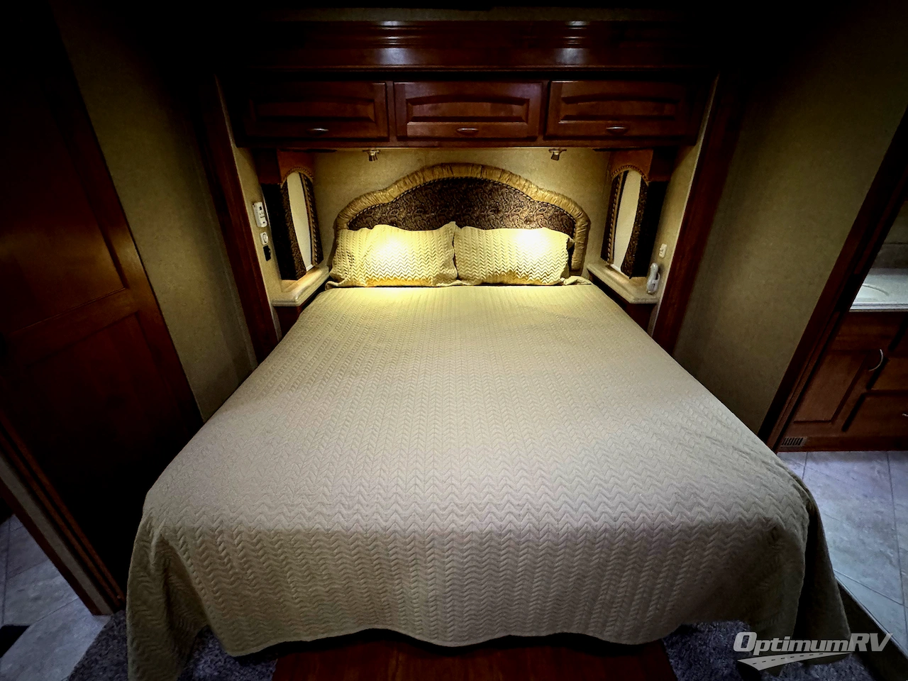 2011 Holiday Rambler Endeavor 43DFT Photo 21