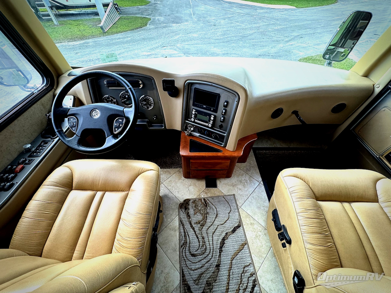 2011 Holiday Rambler Endeavor 43DFT Photo 8