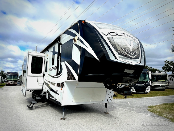 2013 Dutchmen Voltage V3895 RV Photo 1