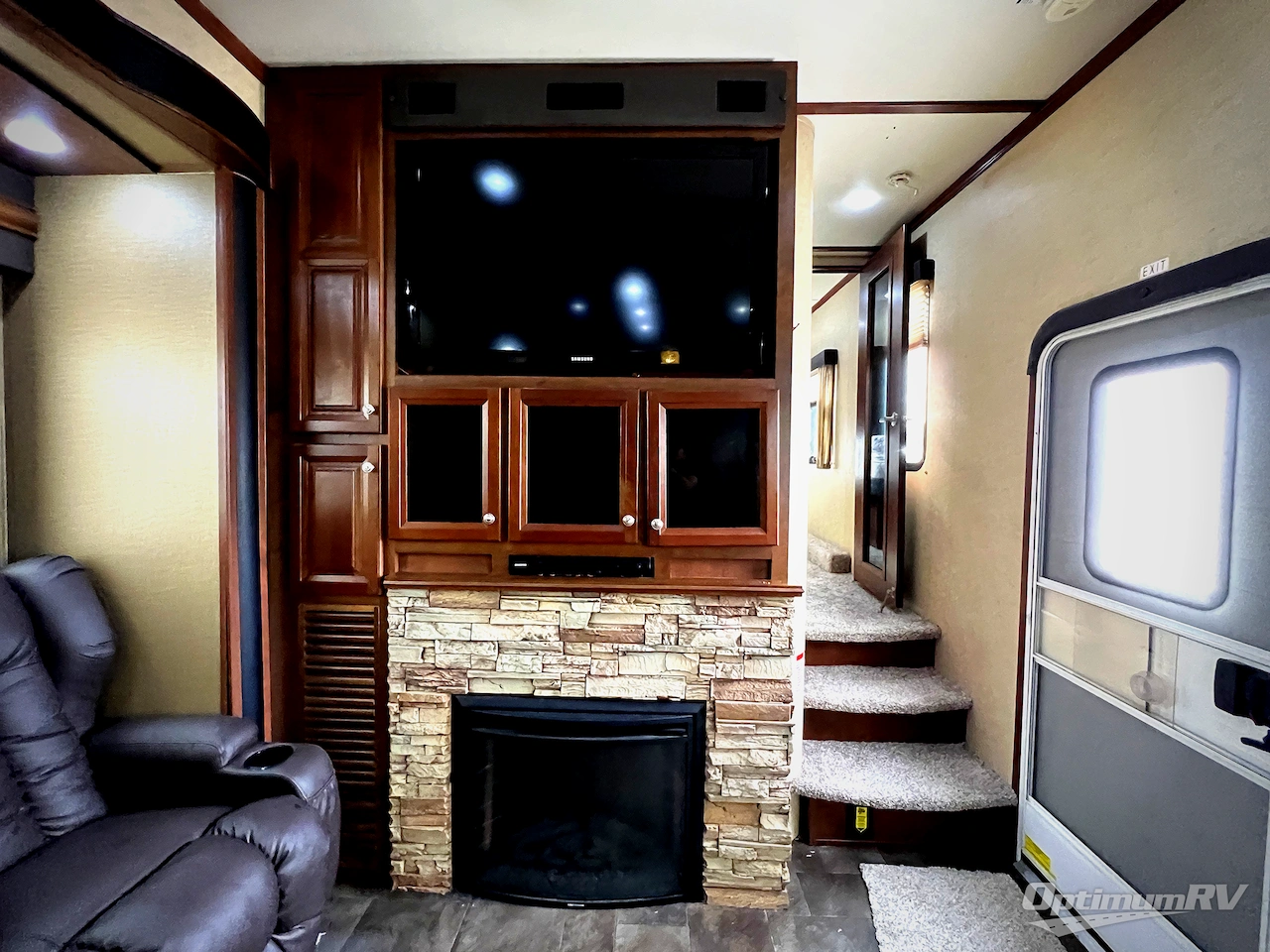 2013 Dutchmen Voltage V3895 Photo 7