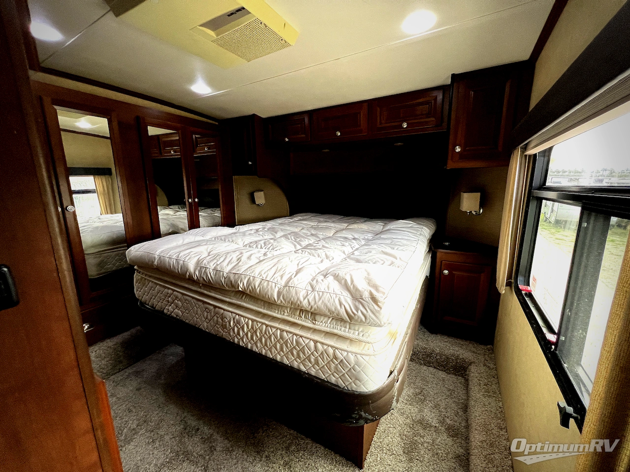 2013 Dutchmen Voltage V3895 Photo 20