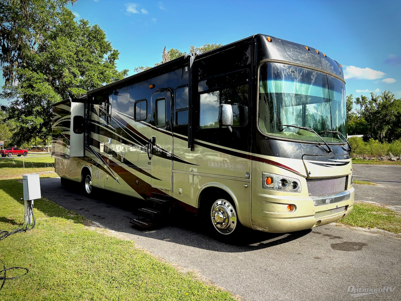 2012 Forest River Georgetown XL 360DS Photo 1