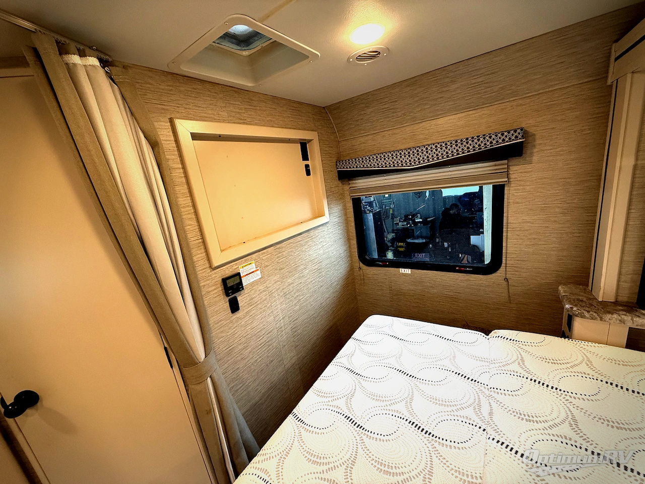 2023 Thor Four Winds 24F Photo 16