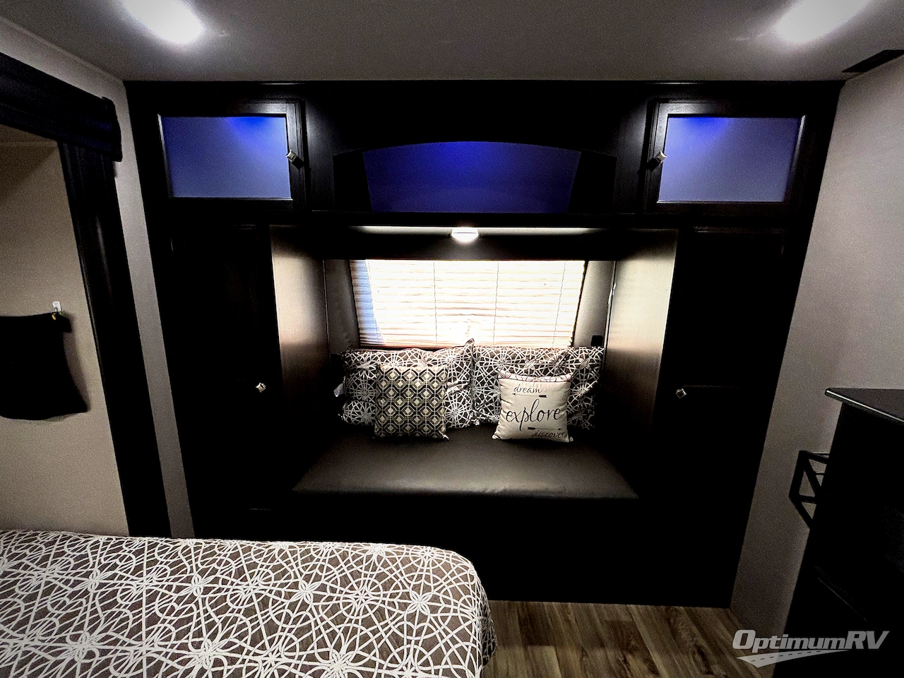 2020 Venture SportTrek Touring Edition 293VRK Photo 10