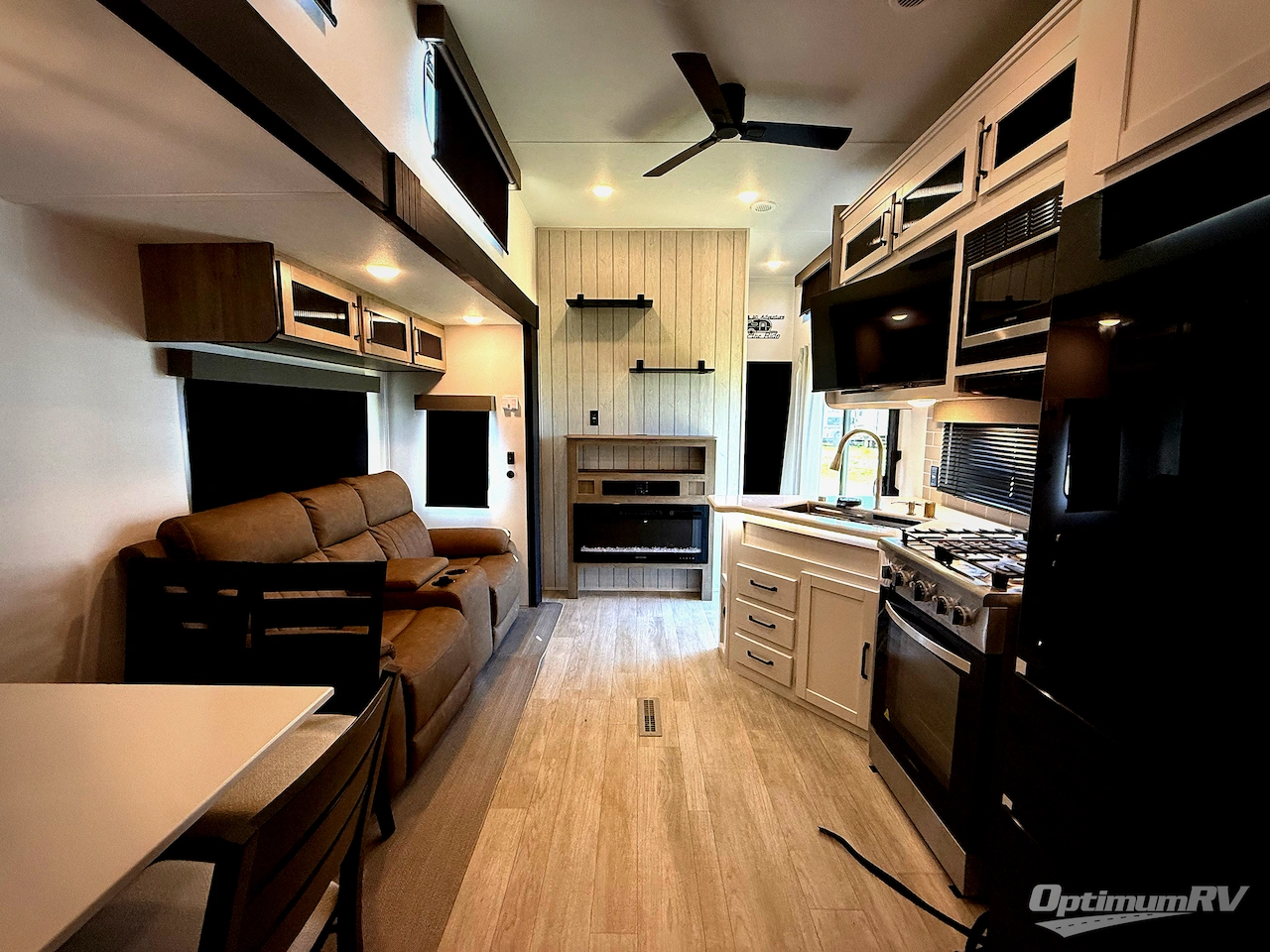 2026 Forest River Puma Vista 429LFT Photo 6