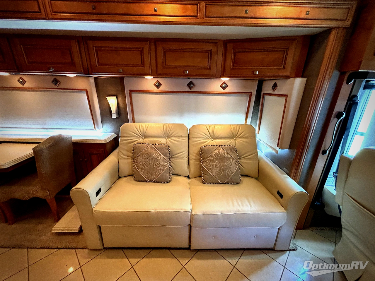 2013 Itasca Meridian 36M Photo 12