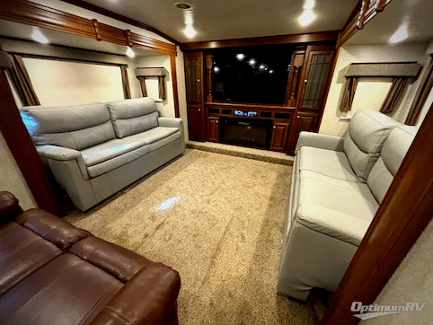 2017 Heartland Bighorn 3750FL RV Photo 2