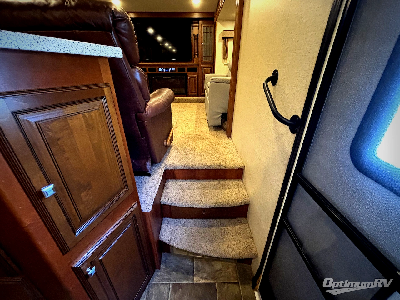 2017 Heartland Bighorn 3750FL Photo 7