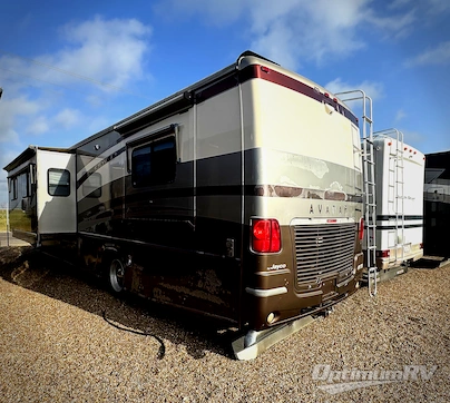 2003 Jayco Avatar 3800 RV Photo 4