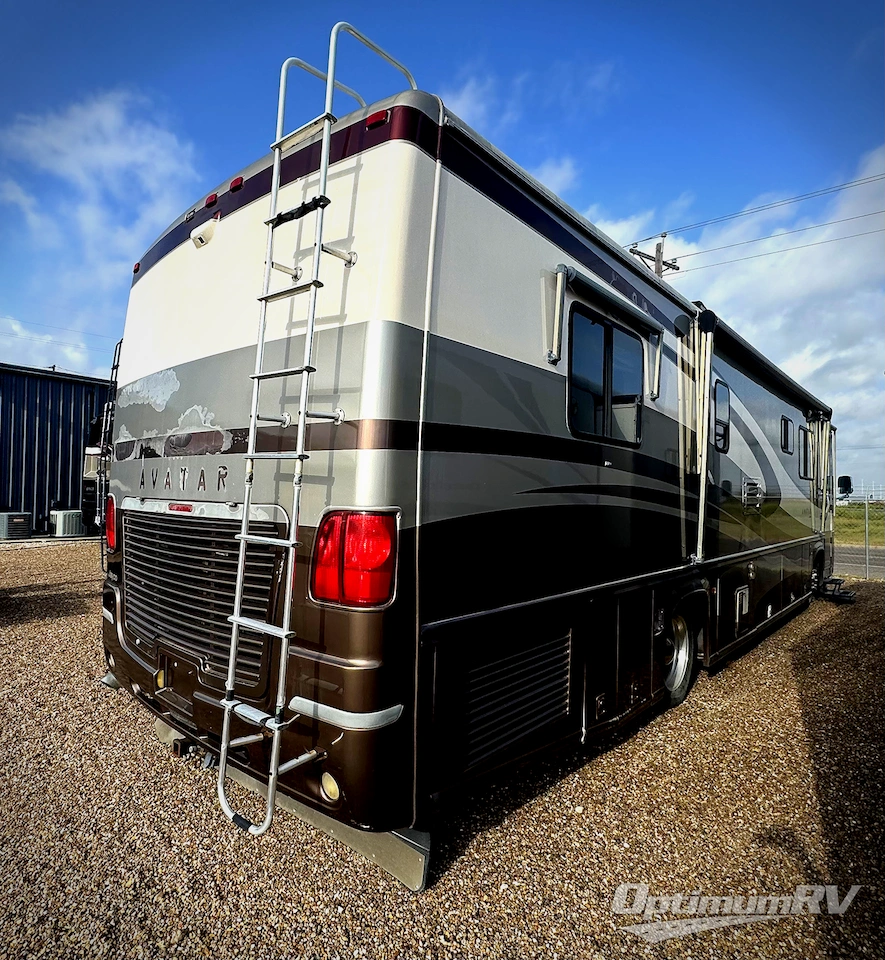 2003 Jayco Avatar 3800 Photo 3