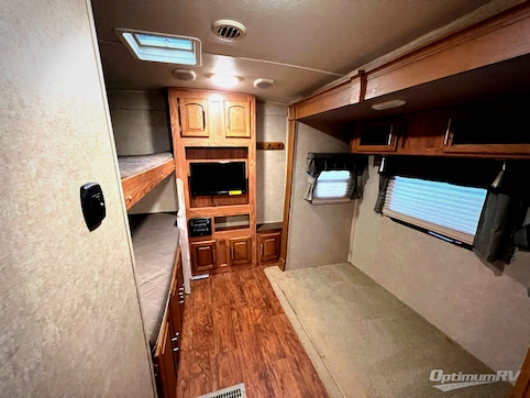 2015 Forest River Rockwood Signature Ultra Lite 8311WS RV Photo 4