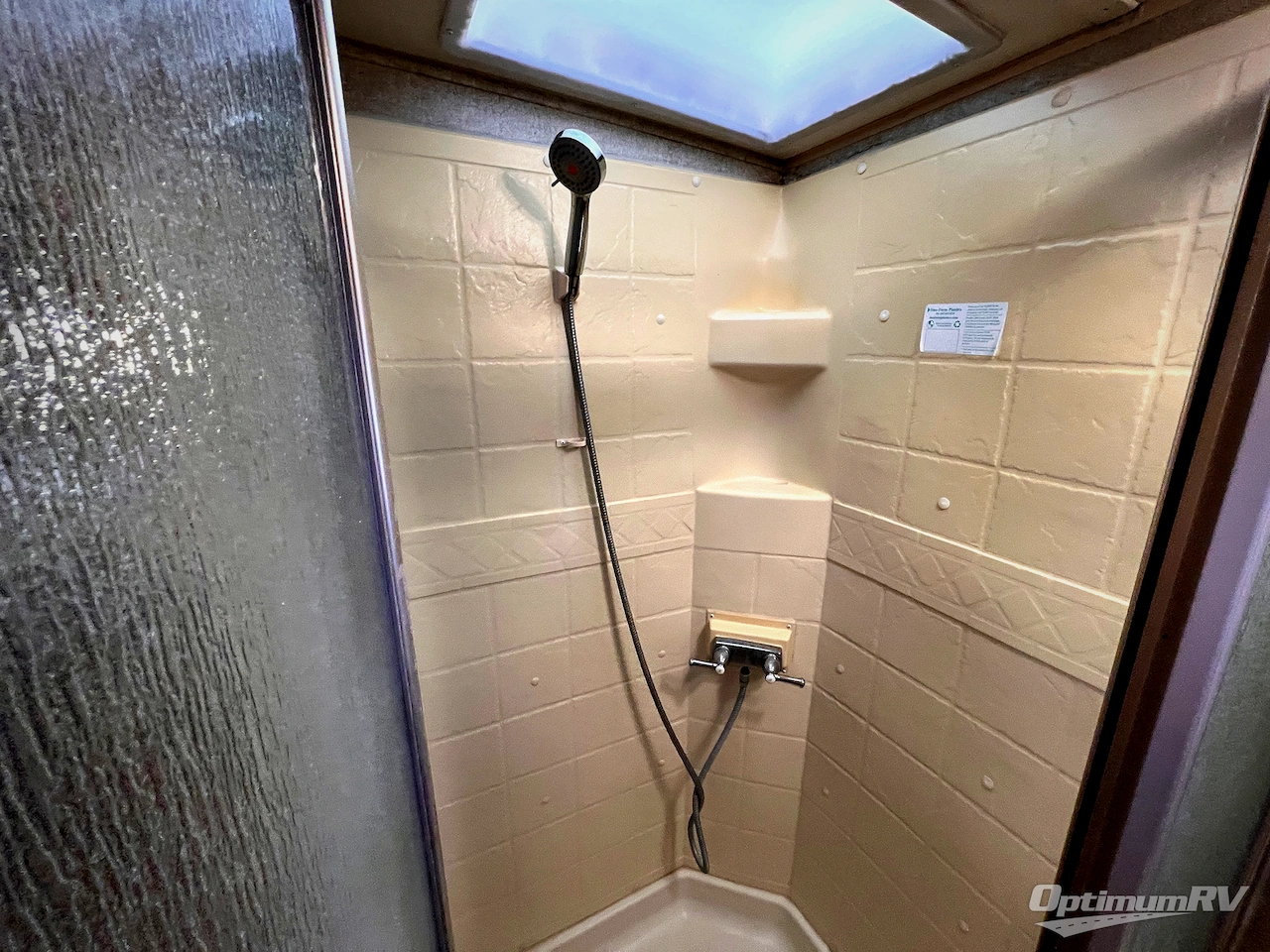 2015 Forest River Rockwood Signature Ultra Lite 8311WS Photo 14