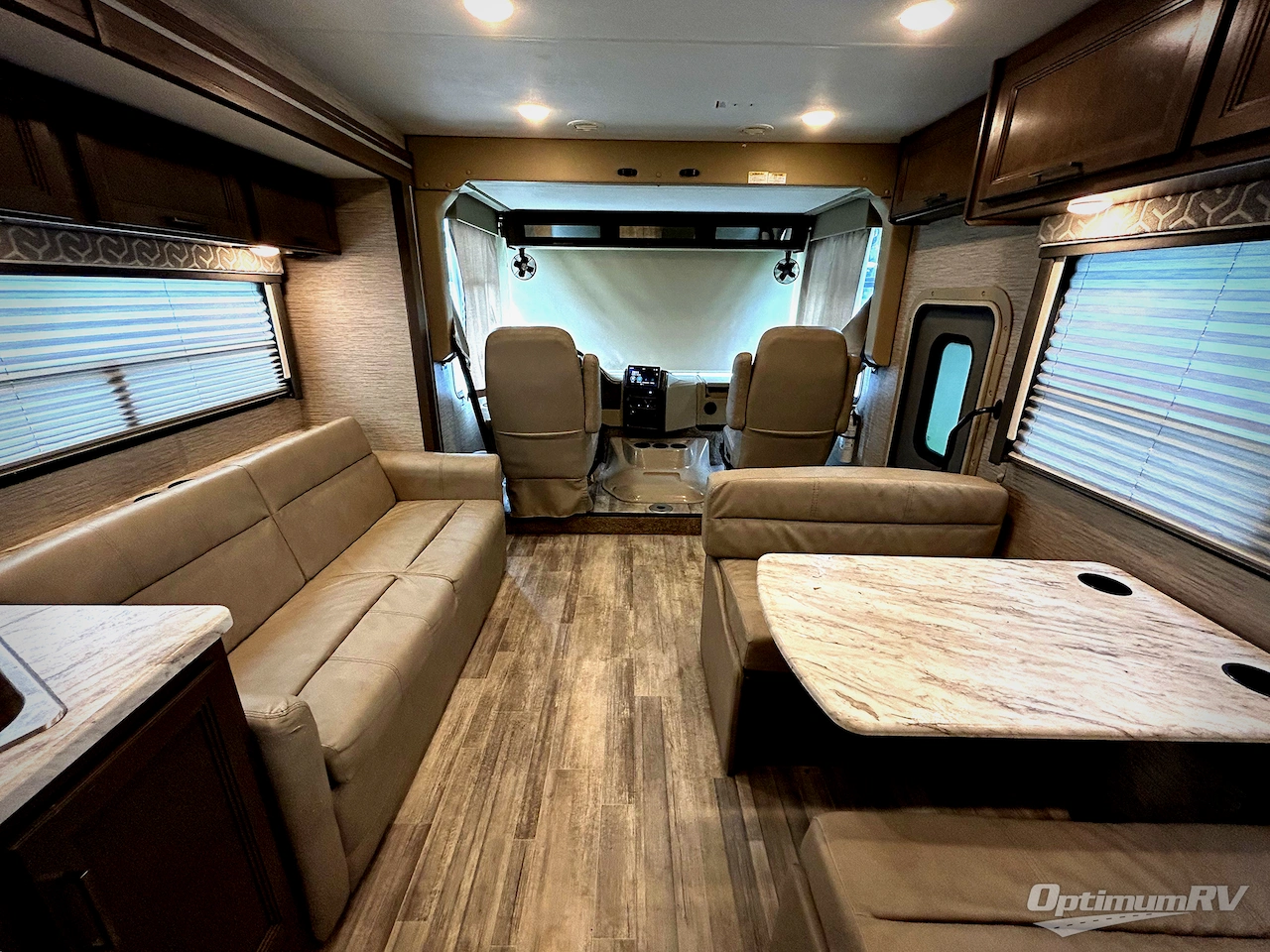 2022 Thor Freedom Traveler A29 Photo 5