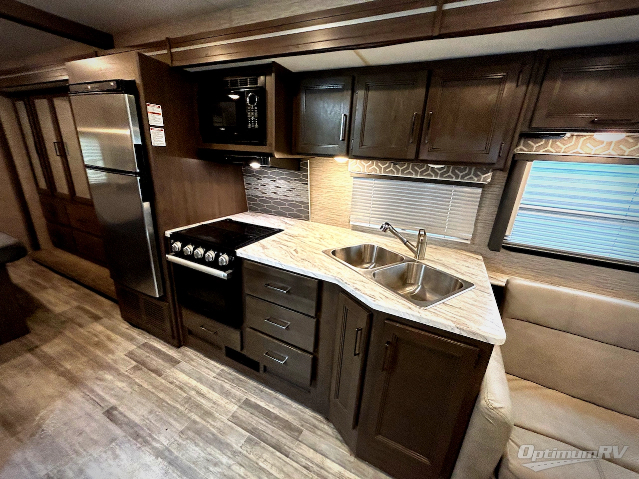 2022 Thor Freedom Traveler A29 Photo 6