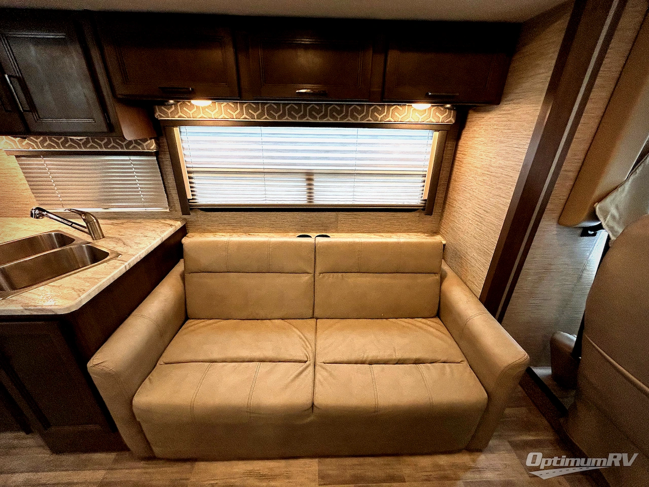 2022 Thor Freedom Traveler A29 Photo 12