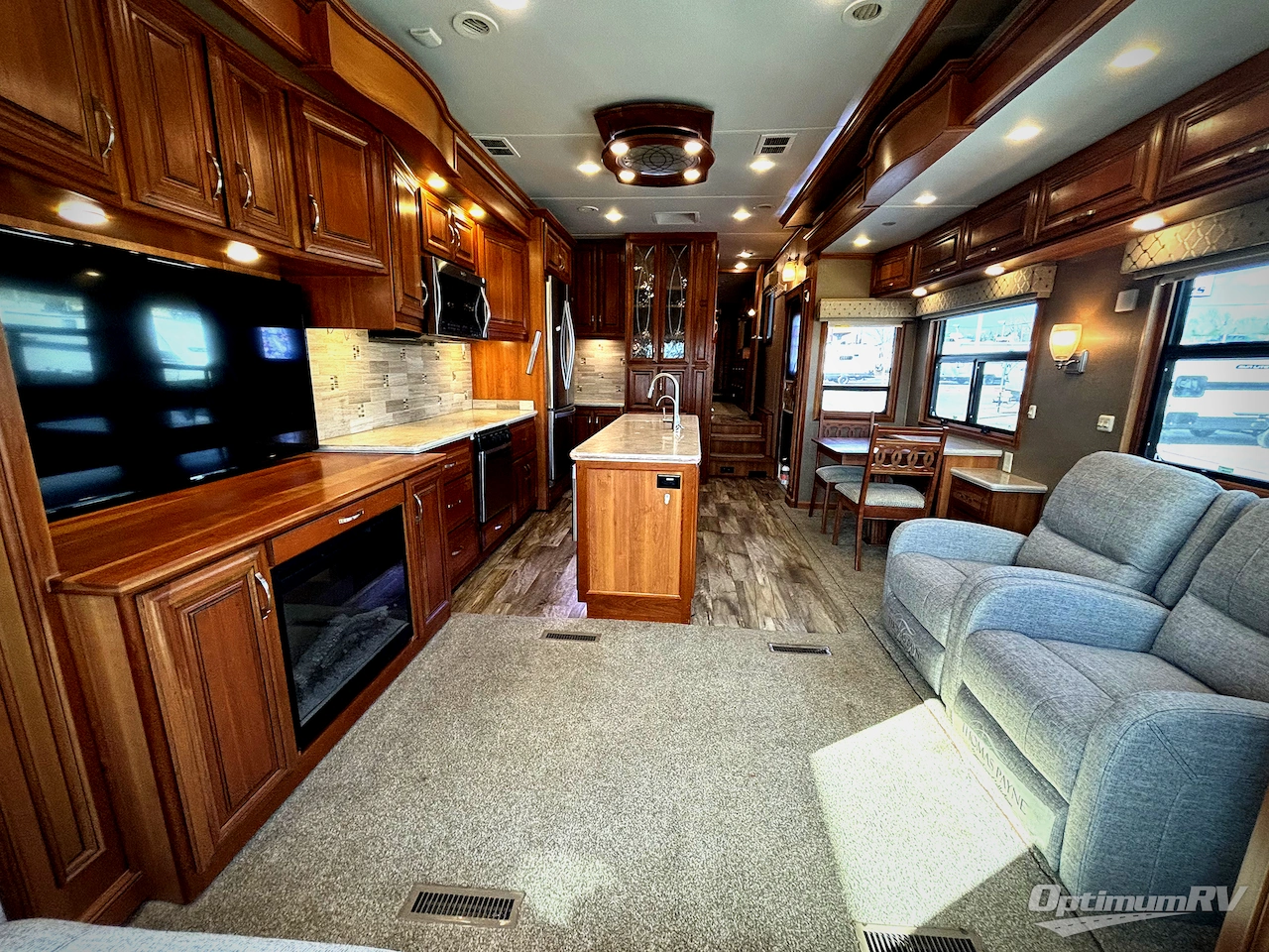 2017 DRV Luxury Suites Mobile Suites 38RSSA Photo 5