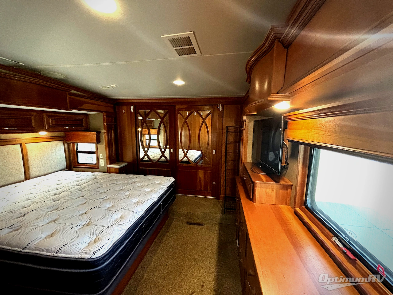 2017 DRV Luxury Suites Mobile Suites 38RSSA Photo 14