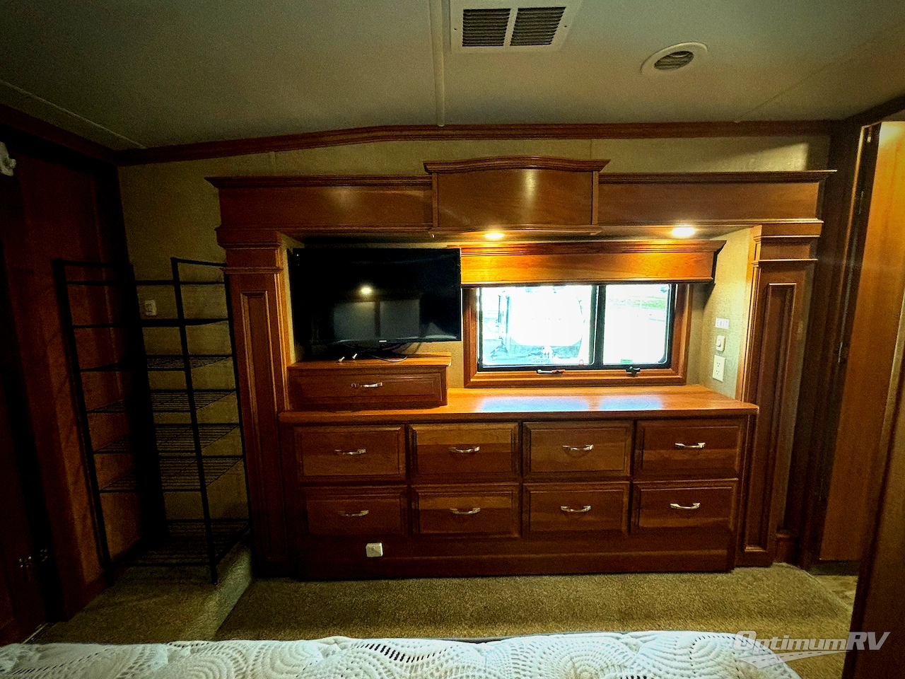 2017 DRV Luxury Suites Mobile Suites 38RSSA Photo 18