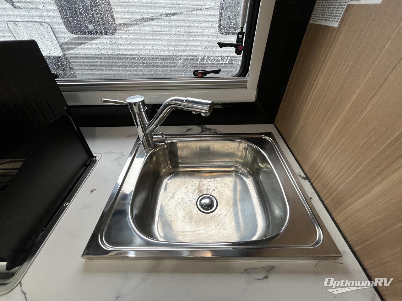 2025 Black Series Camper Black Series Camper HQ15 Photo 11