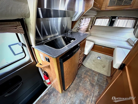 2011 Pleasure-Way Lexor TS RV Photo 2