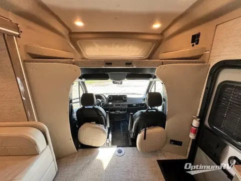 2022 Entegra Qwest 24R RV Photo 2