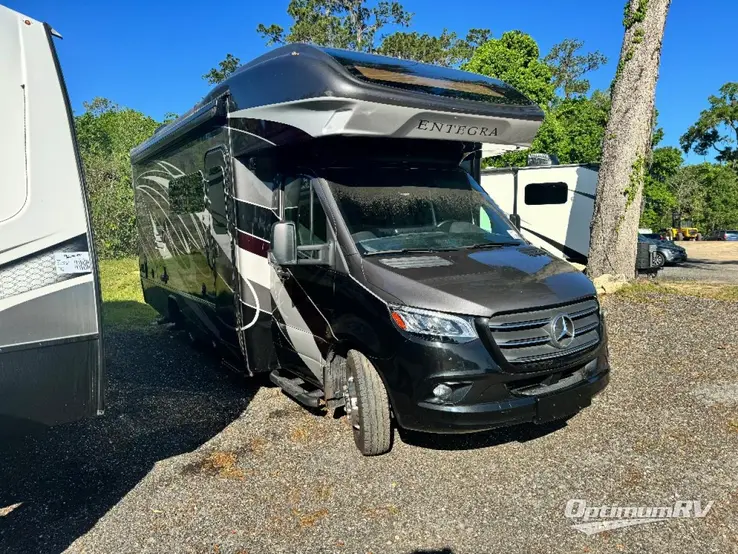 2022 Entegra Qwest 24R RV Photo 1