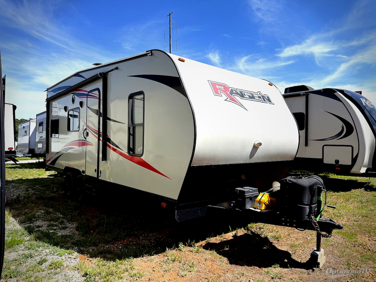 2019 Pacific Coachworks Rage'n 2213 Photo 1