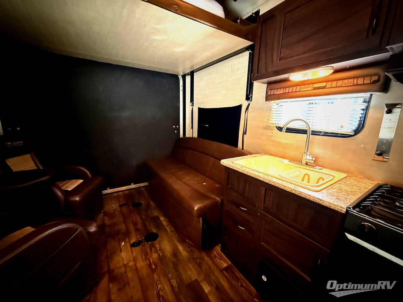 2019 Pacific Coachworks Rage'n 2213 Photo 19