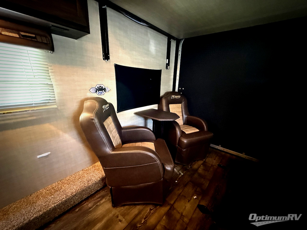 2019 Pacific Coachworks Rage'n 2213 Photo 20