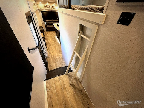 2022 Dutchmen Astoria 3553MBP RV Photo 3