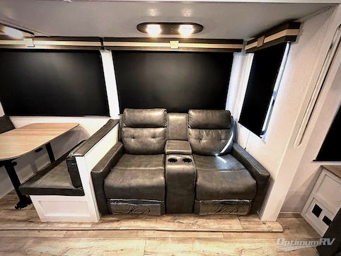 2022 Dutchmen Astoria 3553MBP RV Photo 4