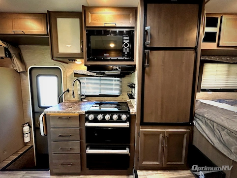 2023 Thor Four Winds 22E RV Photo 2