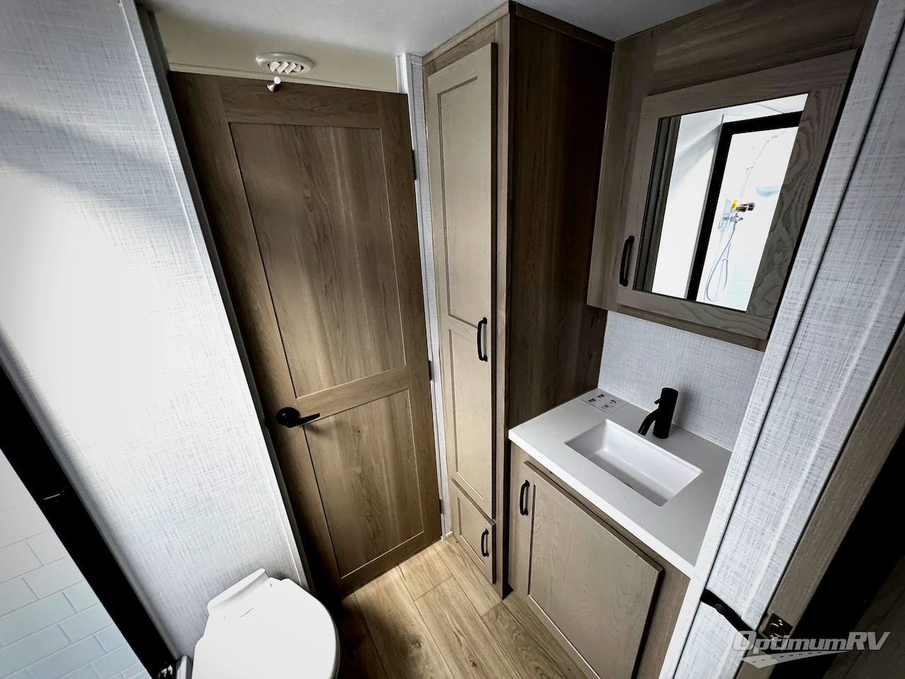 2025 Forest River Flagstaff Micro Lite 25SRK Photo 9